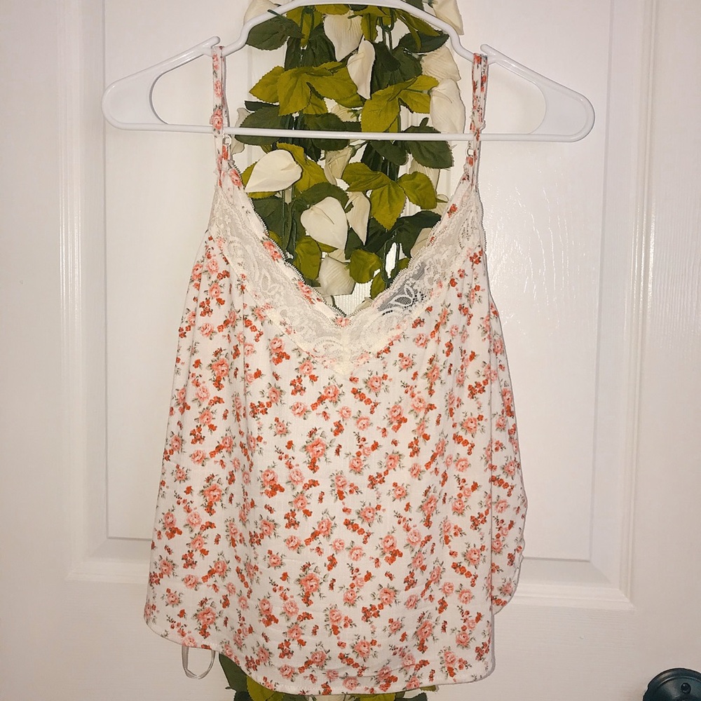 Cute pink floral and white top